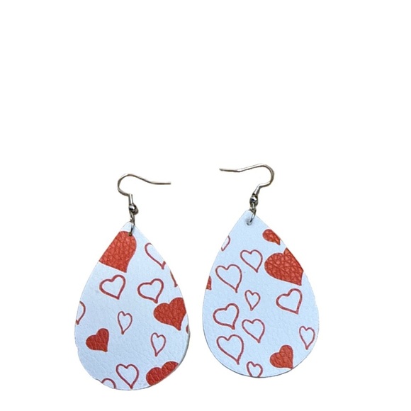 Jewelry - Heart Pattern Teardrop Earrings